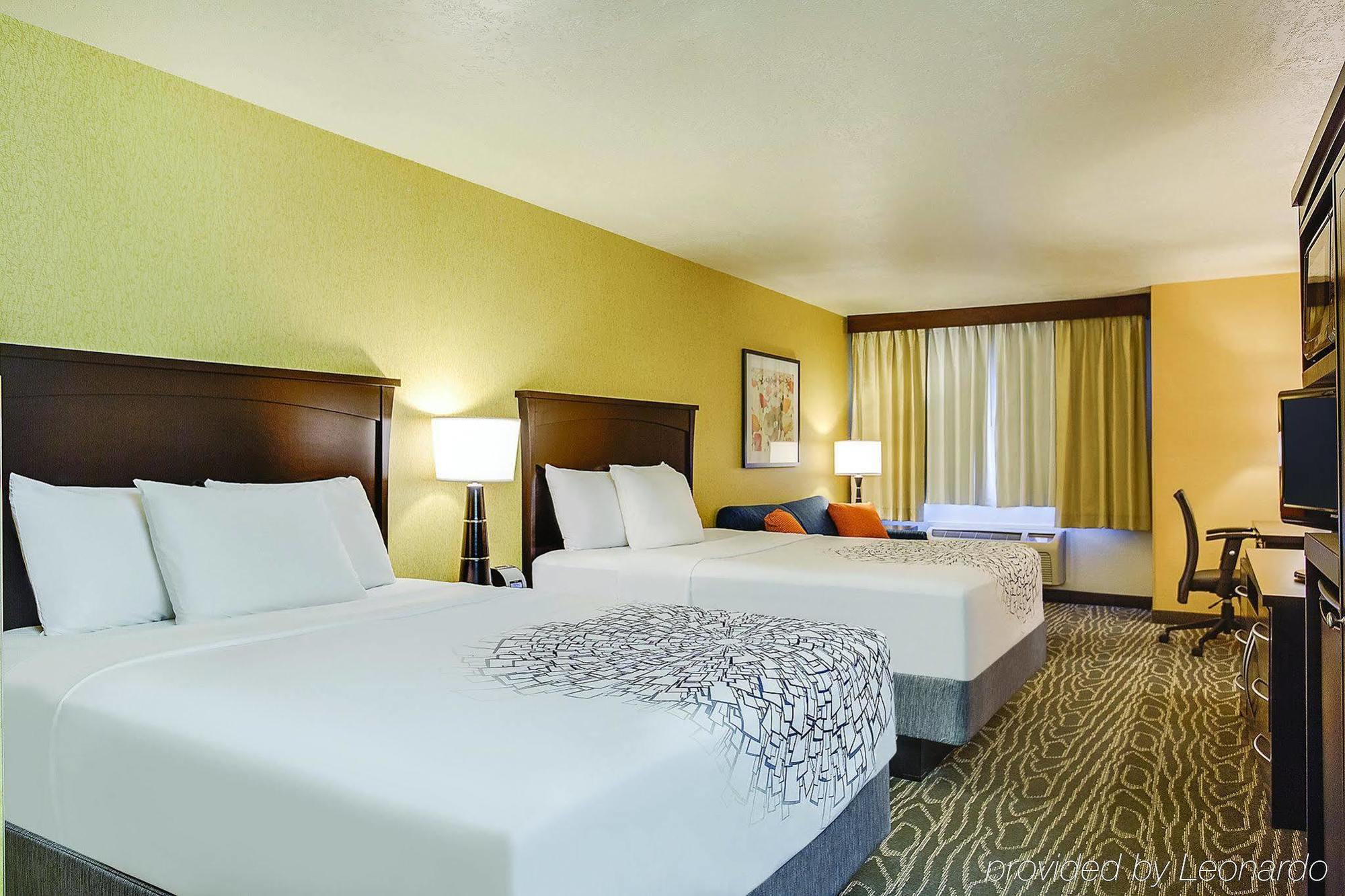 Crystal Inn Hotel & Suites - Logan Esterno foto